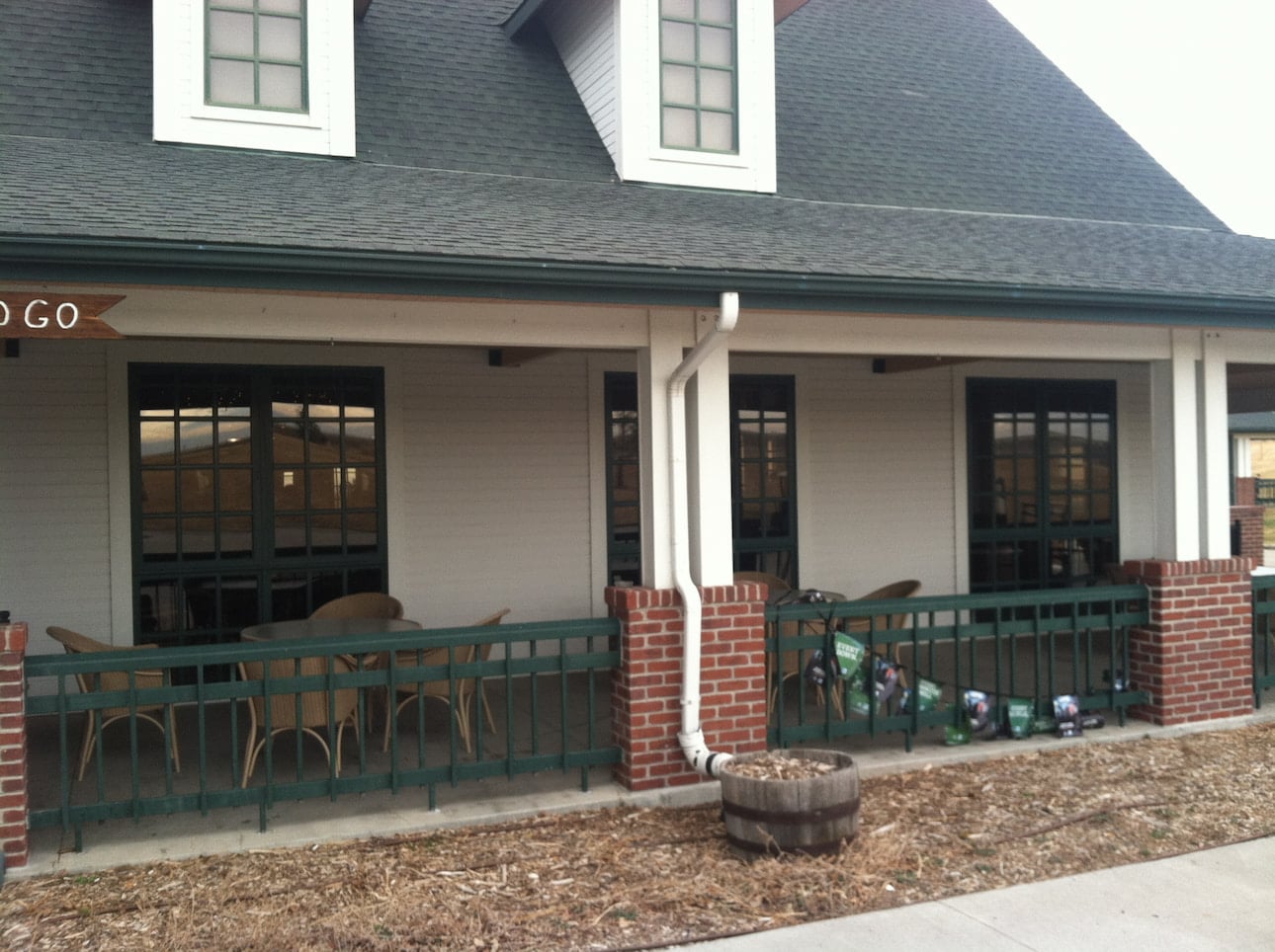 window-cleaning-athmar-park Clean windows on an Athmar Park brick bungalow in southwest Denver